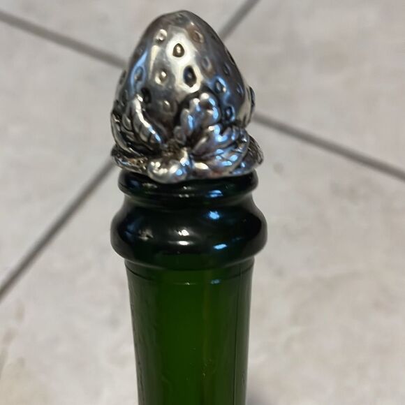 Vintage Segura Viudas glass dark green empty vine bottle with lid, Pewter decor. - Picture 3 of 8
